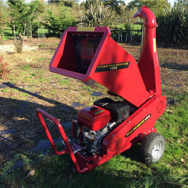 Order a Our powerful Titan Pro Beaver 15HP Petrol Chipper Shredder has award-winning design features. It is the BIGGEST Beaver Chipper in our range and has a super powerful OHV engine with Electric Start as Standard. The Titan Pro Beaver has a large hopper capable of chipping up to 100mm - 4